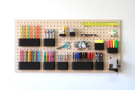 Comment créer un espace de travail ergonomique avec un Pegboard - Quark