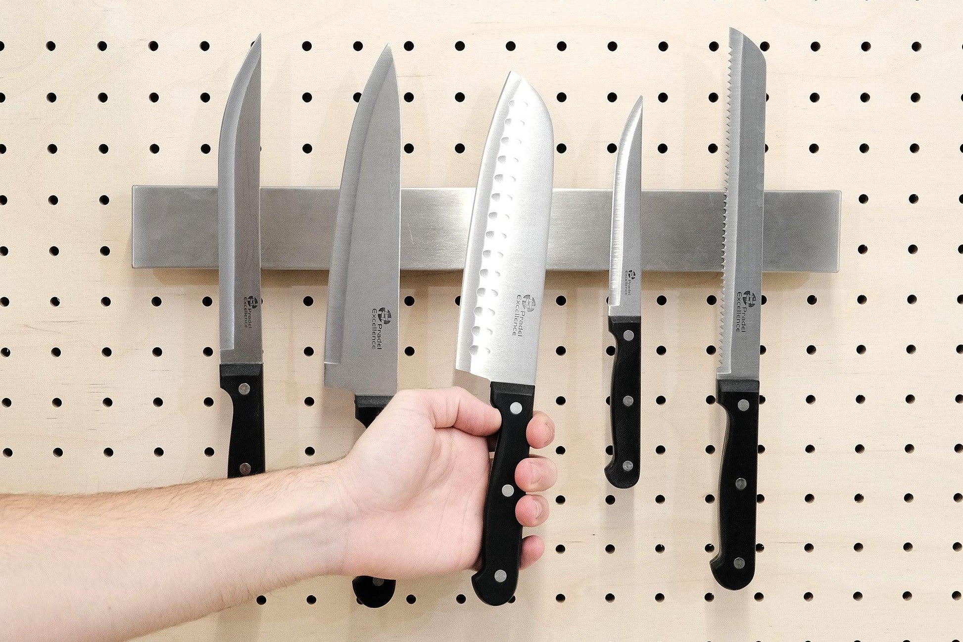 Kit Panneau Perforé Pegboard + Accessoires pour Cuisine - Quark