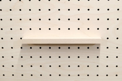 Cimaise en bois pour Pegboard et présentoir pour livre - Quark