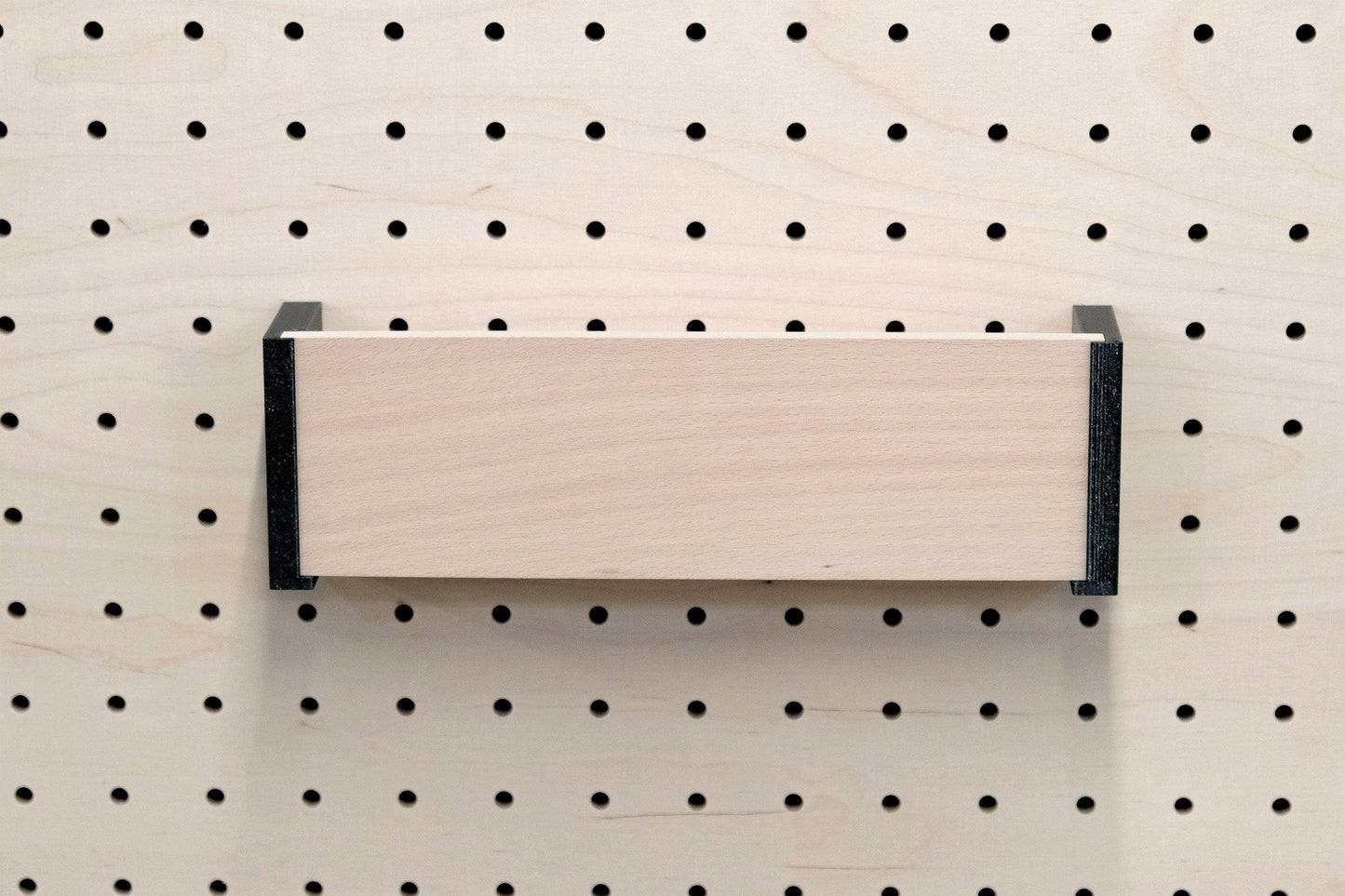 Porte courrier et porte lettres pour Pegboard - Quark