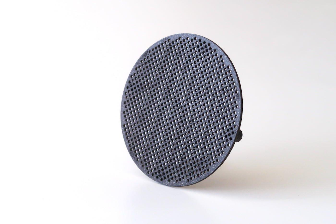 Grille enceinte - Quark