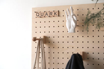 Patère - Porte Manteau Mural pour Pegboard - Quark