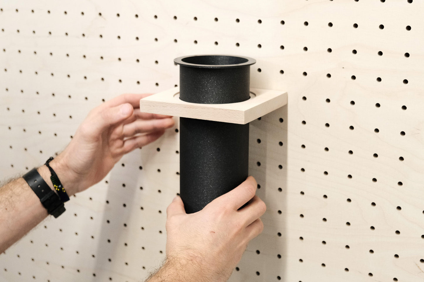 Pot à ustensiles pour Pegboard - Rangement créatif pour la cuisine - Quark