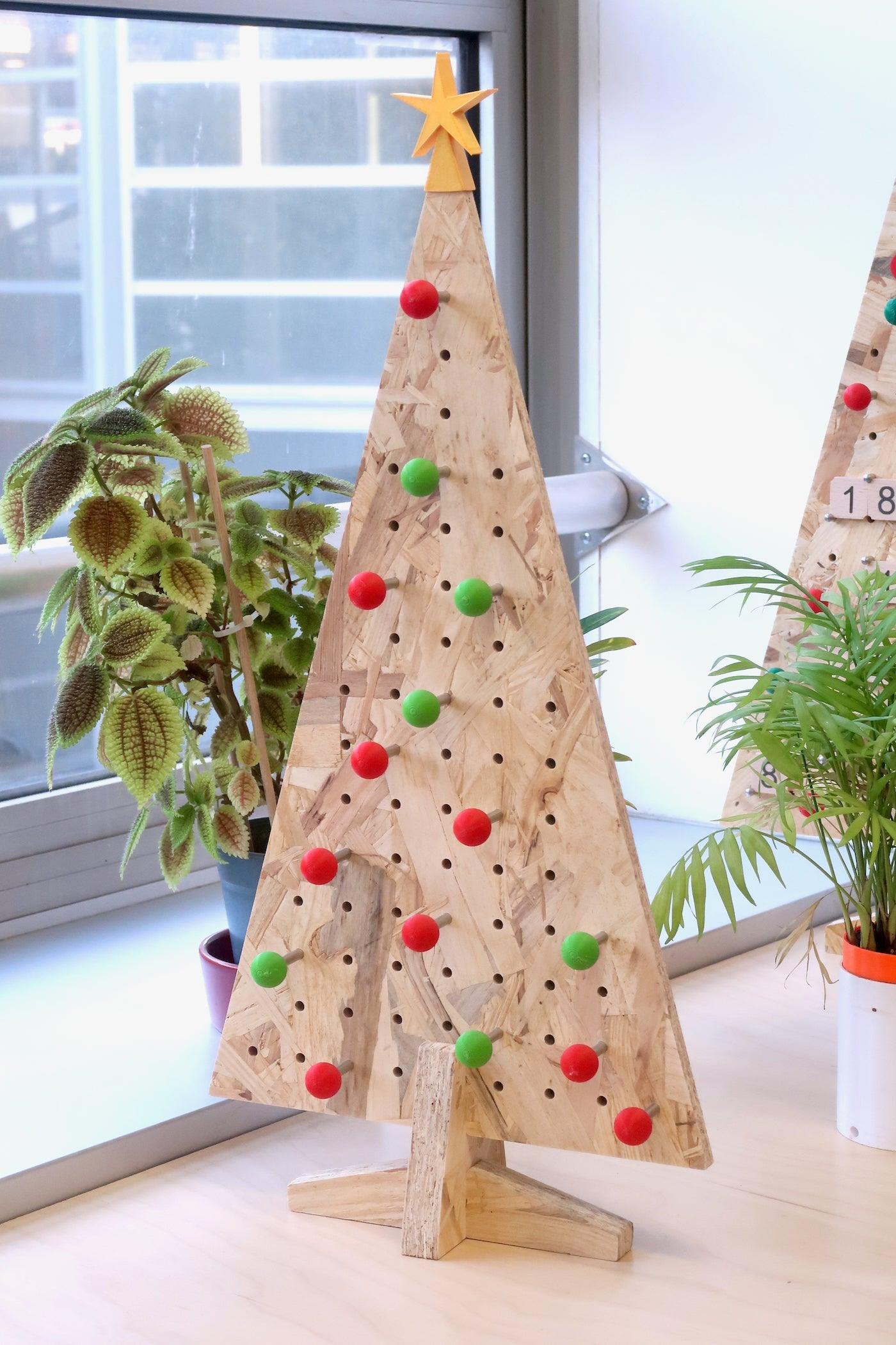 Sapin de Noël en bois écologique et durable - Quark