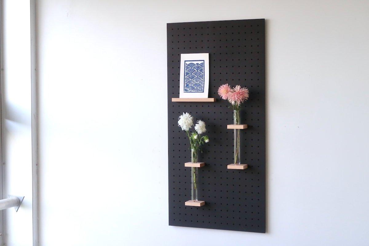 Soliflore XL - Porte-fleurs pour Pegboard de style moderne - Quark