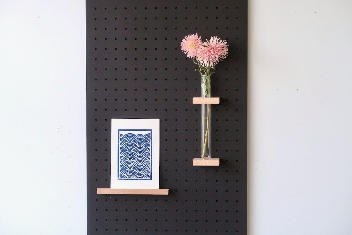 Soliflore XL - Porte-fleurs pour Pegboard de style moderne - Quark