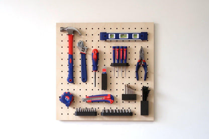 Tout-en-un : Le Kit pegboard 48cm + set d'outils de bricolage pour la maison - Quark