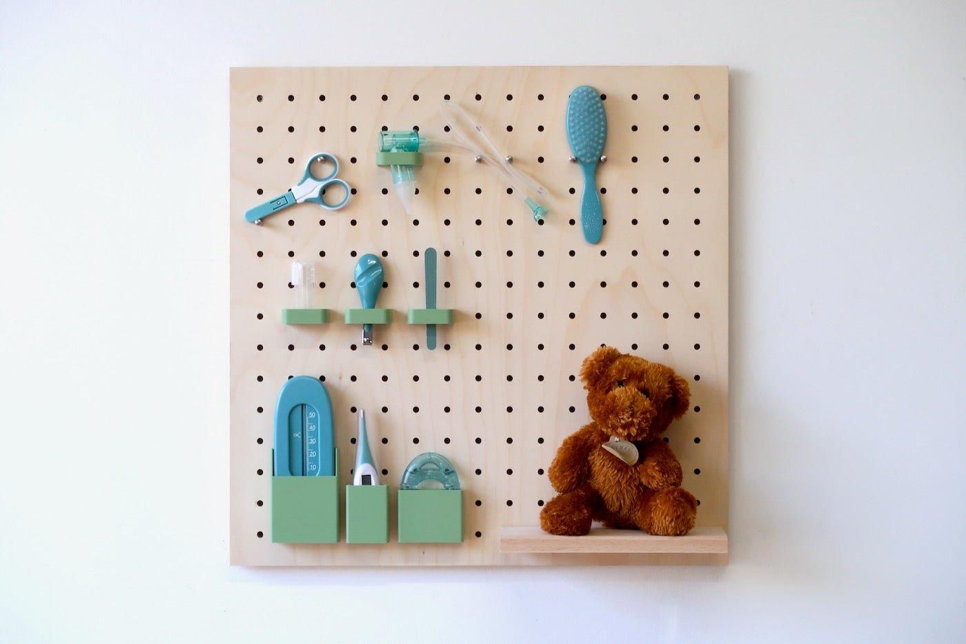 Tout-en-un : Le Kit pegboard 48cm + trousse hygiène bébé - Quark