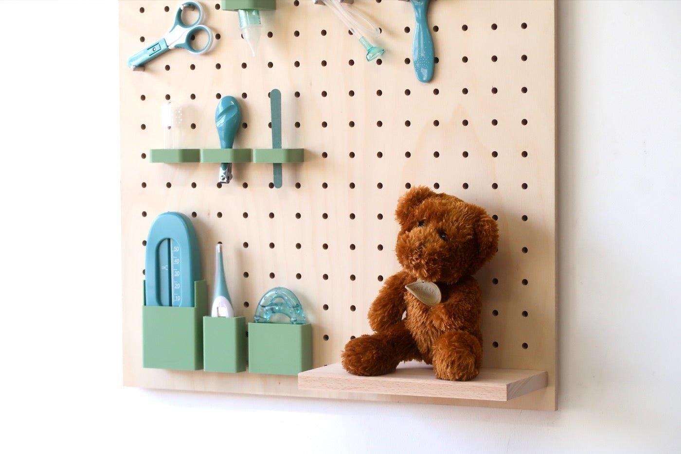 Tout-en-un : Le Kit pegboard 48cm + trousse hygiène bébé - Quark